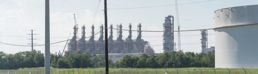 A view of Pasadena, TX, whose residents can get a bail bond through All About Bail Bonds